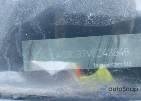 2002 Jaguar X-Type 3.0L из США, поврежденный, VIN SAJEA53C92WC43946